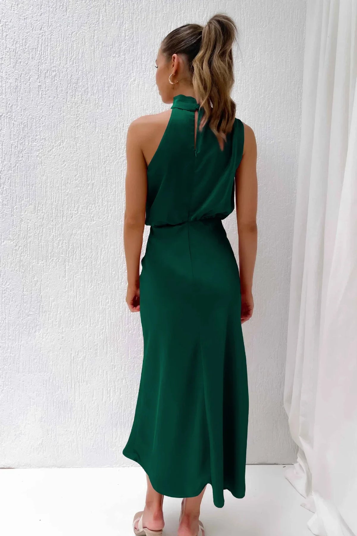 New in Summer Wedding Satin Silk Women Dresses Sexy Evening Party Sleeveless Off Shoulder Bodycon Elegant Maxi Dresses for Women