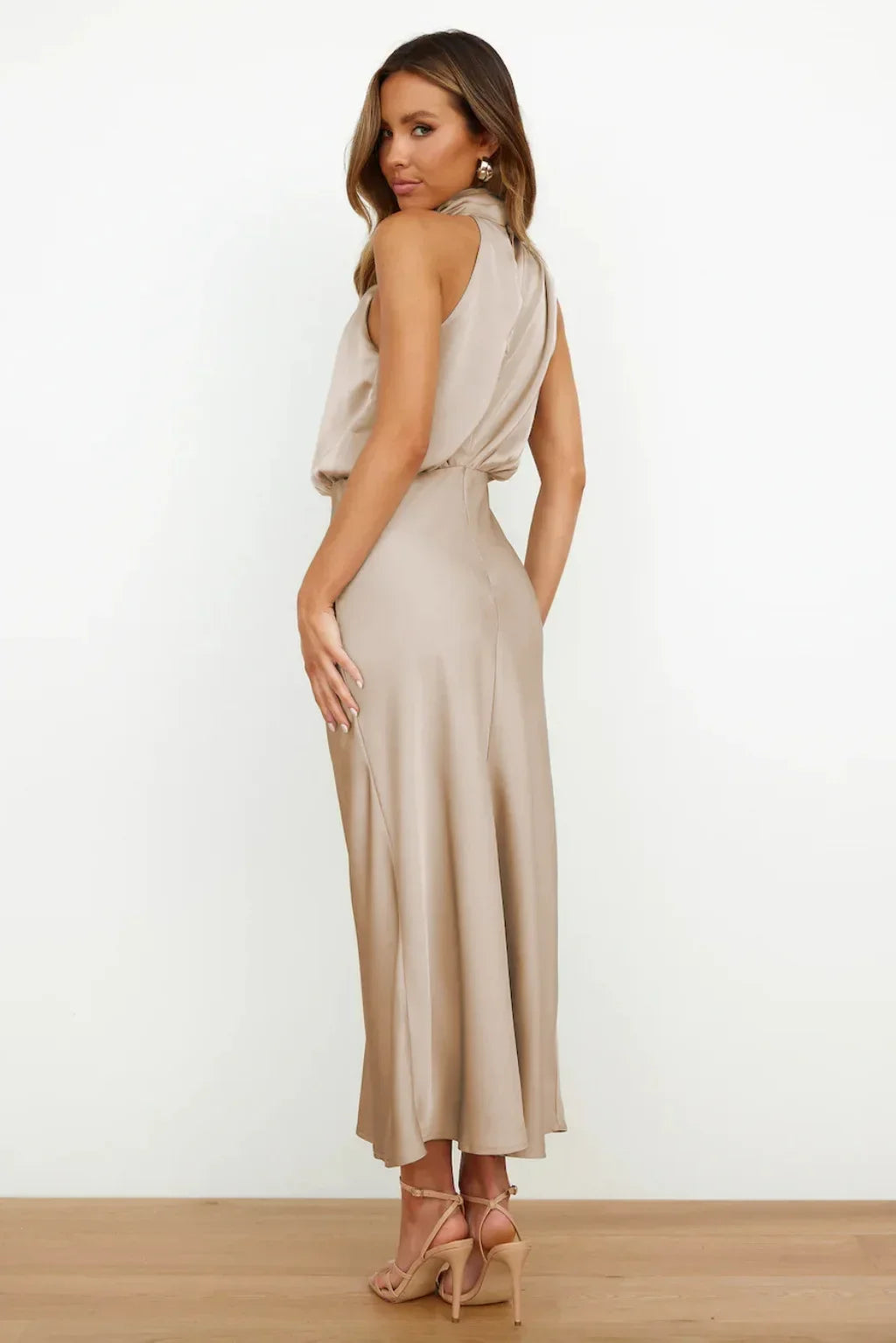 New in Summer Wedding Satin Silk Women Dresses Sexy Evening Party Sleeveless Off Shoulder Bodycon Elegant Maxi Dresses for Women